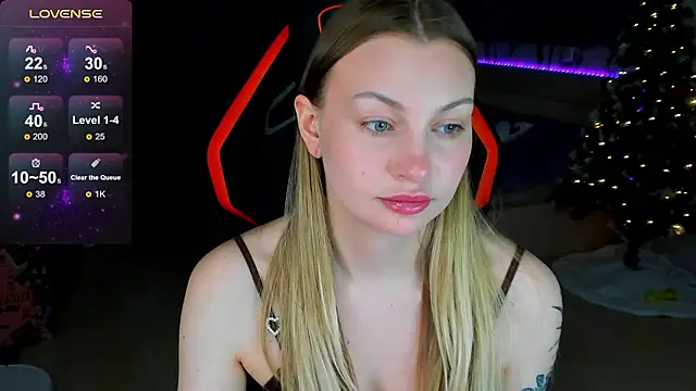 Snapshot of BiMolly chatting on February 2, 2026, 9:58 pm BiMolly online show from February 2, 2026, 9:58 pm