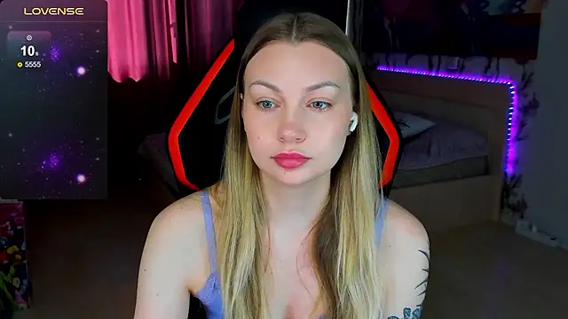 BiMolly online show from March 23, 2026, 10:15 am