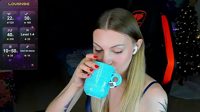 Snapshot of BiMolly chatting on January 15, 2026, 11:19 pm BiMolly online show from January 15, 2026, 11:19 pm