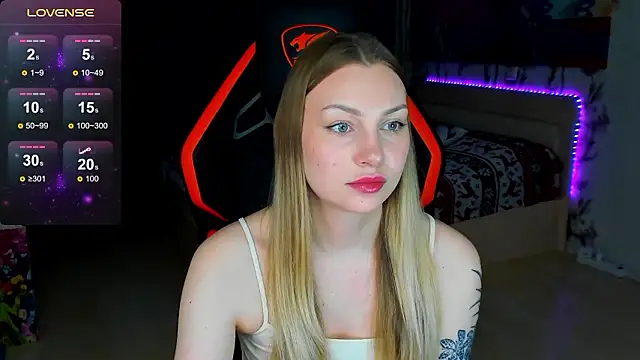 BiMolly online show from March 8, 2026, 4:32 pm