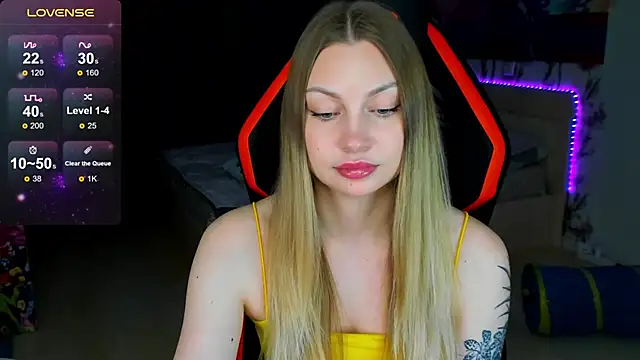 BiMolly online show from March 3, 2026, 7:32 pm