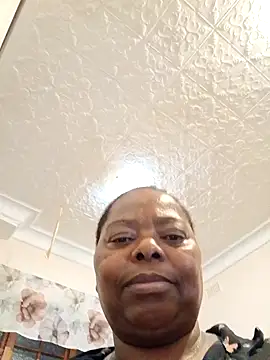 MatureBoobsDiva online show from March 25, 2026, 6:29 pm