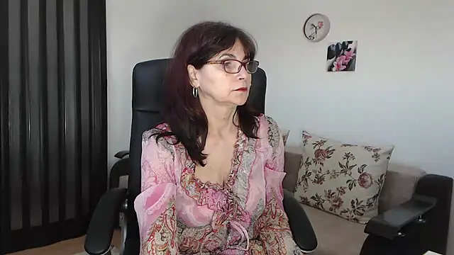 helua54 online show from March 10, 2025, 8:28 am