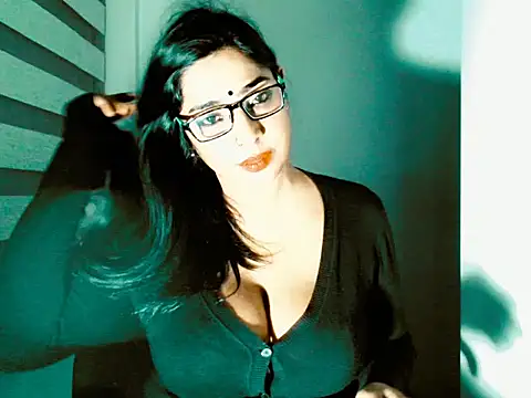 apishkagalmon online show from April 30, 2026, 7:21 pm