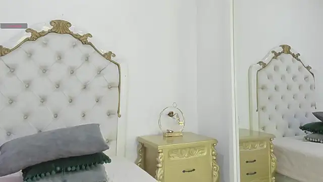 Snapshot of Princsgirl_ chatting on September 18, 2025, 7:39 pm Princsgirl online show from September 18, 2025, 7:39 pm