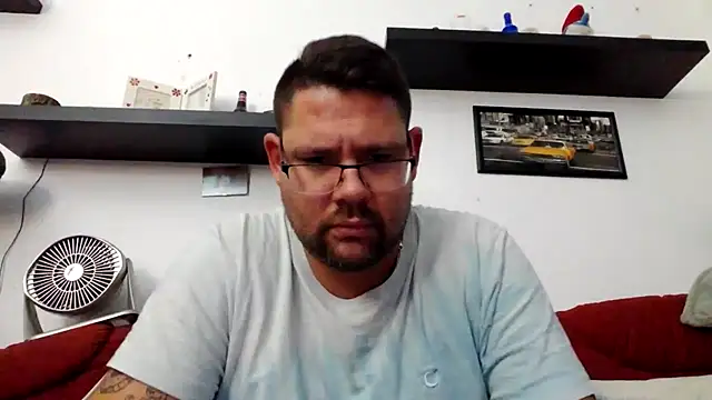 Snapshot of sexykevin17cm chatting on November 20, 2025, 3:45 pm sexykevin17cm online show from November 20, 2025, 3:45 pm