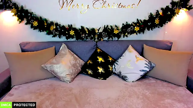 Snapshot of TheWoman__ chatting on December 28, 2024, 1:28 pm TheWoman online show from December 28, 2024, 1:28 pm