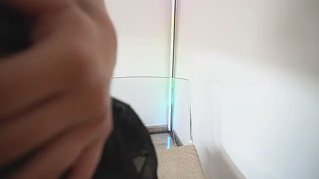 new dee online show from October 16, 2025, 12:57 pm