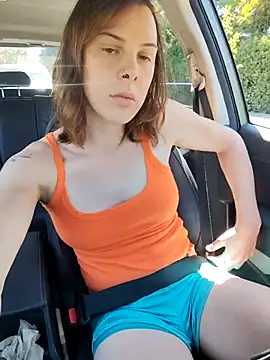 TsSnailGirl69 online show from September 22, 2025, 9:43 pm