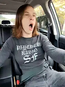 TsSnailGirl69 online show from September 30, 2025, 8:59 pm