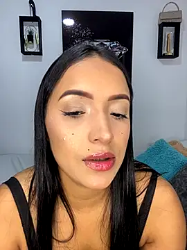 Snapshot of Shantal_Lovee chatting on November 8, 2025, 9:51 pm Shantal Lovee online show from November 8, 2025, 9:51 pm