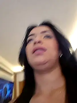 Shantal Lovee online show from March 7, 2026, 3:06 pm