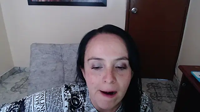 Snapshot of antara_hotgirl chatting on October 15, 2025, 7:44 pm antara hotgirl online show from October 15, 2025, 7:44 pm