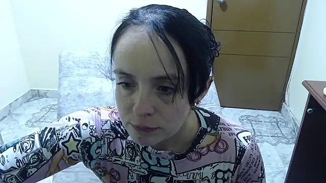 Snapshot of antara_hotgirl chatting on June 9, 2026, 9:27 pm antara hotgirl online show from June 9, 2026, 9:27 pm