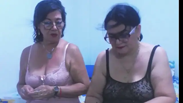 Snapshot of sexycristina_2 chatting on June 26, 2026, 3:18 pm sexycristina 2 online show from June 26, 2026, 3:18 pm