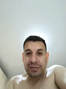Nano198301 online show from May 26, 2026, 11:47 pm