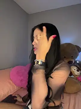 Sammy pink online show from December 21, 2025, 1:08 am