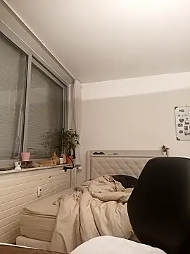 Snapshot of PowerToes chatting on January 13, 2026, 10:08 am PowerToes online show from January 13, 2026, 10:08 am