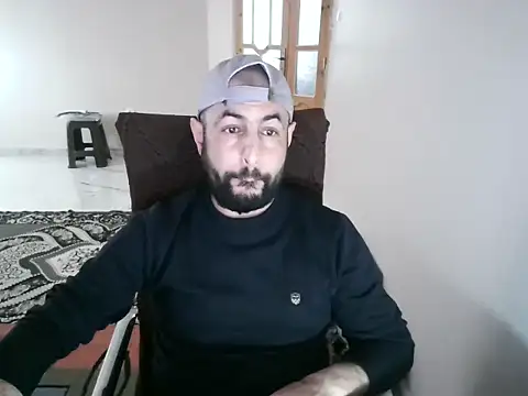 Snapshot of Billo-Maxx chatting on February 12, 2026, 3:56 pm Billo-Maxx online show from February 12, 2026, 3:56 pm