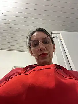 Gatitacarlita online show from June 16, 2026, 5:13 pm