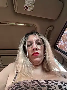 Snapshot of Gatitacarlita chatting on April 3, 2026, 6:36 pm Gatitacarlita online show from April 3, 2026, 6:36 pm