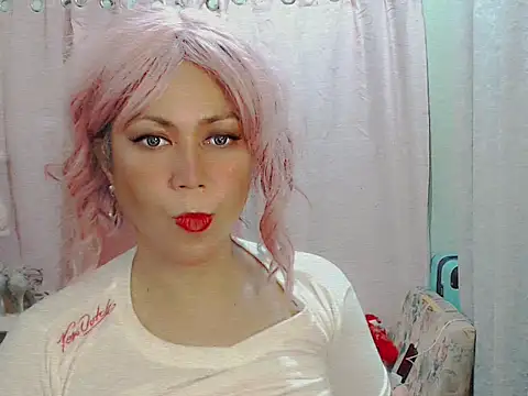 Snapshot of shanecummer chatting on May 4, 2026, 10:56 pm shanecummer online show from May 4, 2026, 10:56 pm