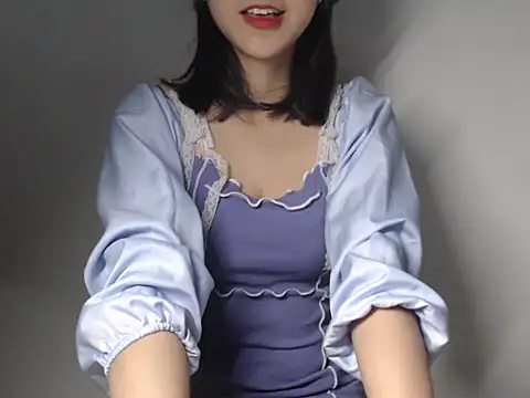 Bigg Pussyy Catt online show from February 12, 2025, 1:52 am