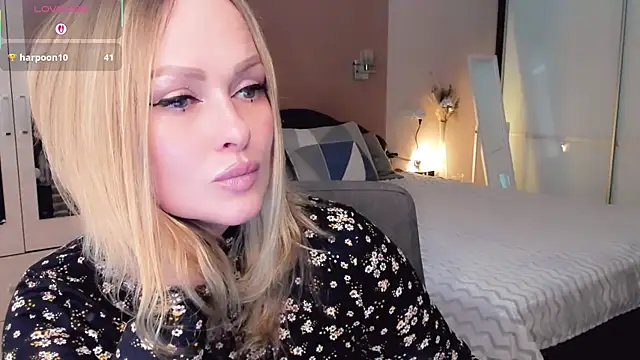 Snapshot of Libby_Nora chatting on February 9, 2026, 11:30 am Libby Nora online show from February 9, 2026, 11:30 am