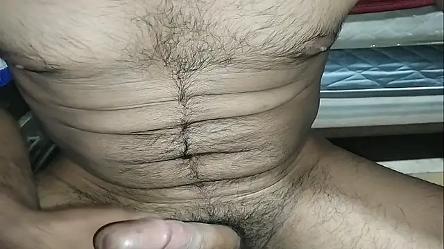 robertocastillo-2017 online show from April 6, 2026, 1:23 am