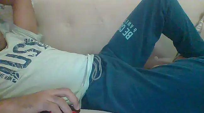 Snapshot of egyman2017 chatting on December 20, 2024, 10:22 pm egyman2017 online show from December 20, 2024, 10:22 pm