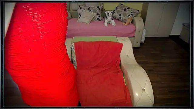 Snapshot of clementine chatting on March 6, 2025, 9:03 am clementine online show from March 6, 2025, 9:03 am