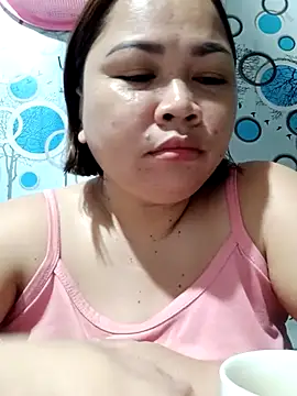 Snapshot of XXLorie_02 chatting on September 9, 2025, 9:46 pm XXLorie 02 online show from September 9, 2025, 9:46 pm