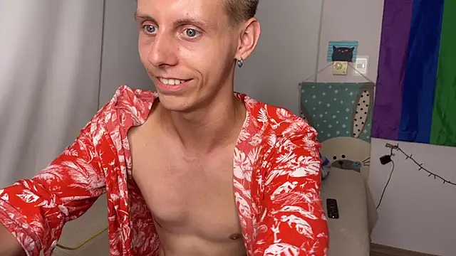 Snapshot of vladdymeow chatting on March 17, 2025, 11:57 pm vladdymeow online show from March 17, 2025, 11:57 pm