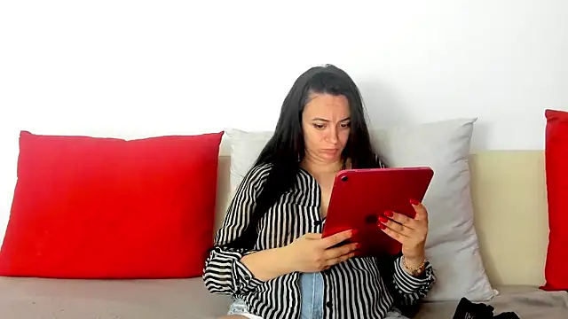 cute angel95 online show from May 4, 2026, 8:22 pm