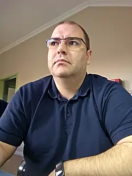 Snapshot of Andrew1900529 chatting on March 6, 2025, 5:35 am Andrew1900529 online show from March 6, 2025, 5:35 am