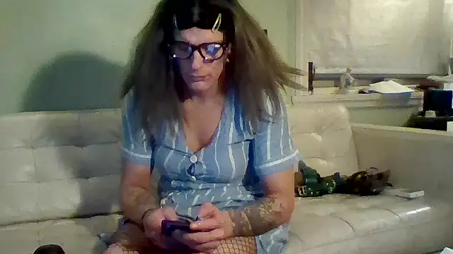 SassyAmanda87 online show from January 10, 2026, 8:15 pm