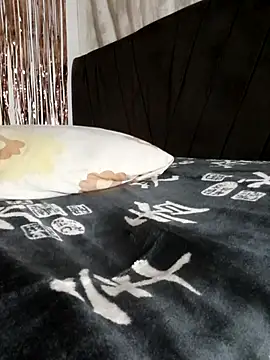 LUNAdeMARTE online show from November 18, 2025, 11:59 pm