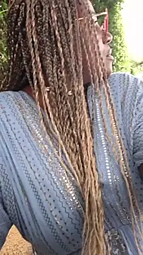 Adrilovechocolate online show from February 13, 2026, 9:48 pm