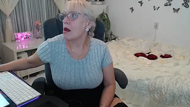 Ghertrude52 online show from October 8, 2025, 3:08 am