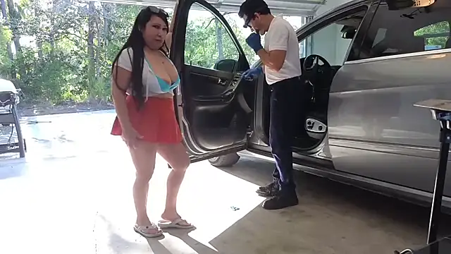 Foglove69 online show from April 16, 2026, 9:39 pm