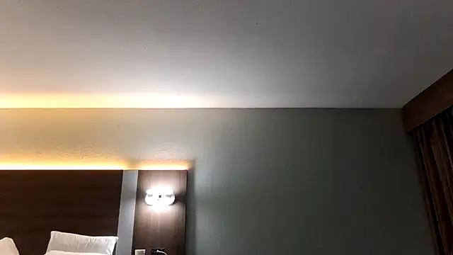 Snapshot of AerobicSleeve chatting on October 28, 2025, 11:20 am AerobicSleeve online show from October 28, 2025, 11:20 am