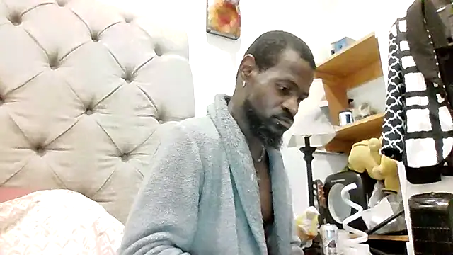 Snapshot of MrRuddeebony chatting on September 29, 2025, 12:50 am MrRuddeebony online show from September 29, 2025, 12:50 am
