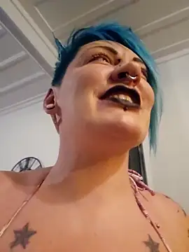 PinkTheHawk online show from March 12, 2026, 10:19 am