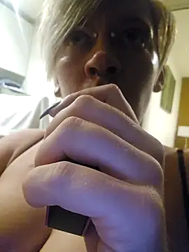 PinkTheHawk online show from February 9, 2025, 9:16 am