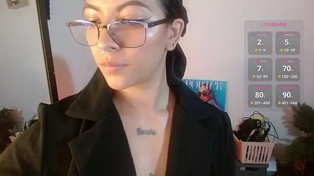 karlavittar online show from October 16, 2025, 1:41 pm