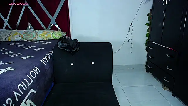 Snapshot of DanisaBrown chatting on March 15, 2025, 2:55 pm DanisaBrown online show from March 15, 2025, 2:55 pm