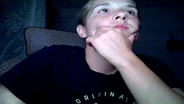 Snapshot of SexxyLety chatting on July 16, 2026, 8:50 pm SexxyLety online show from July 16, 2026, 8:50 pm