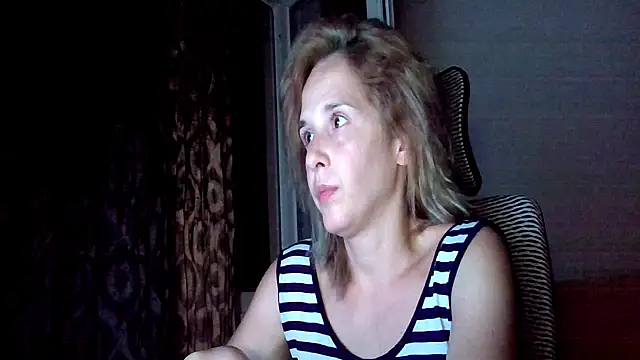 Snapshot of SexxyLety chatting on June 28, 2026, 7:53 pm SexxyLety online show from June 28, 2026, 7:53 pm