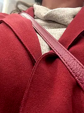 emma tour online show from December 3, 2025, 3:44 pm