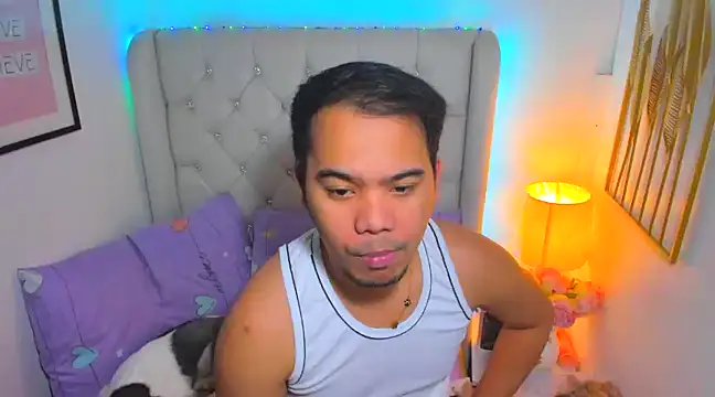 AsianZero online show from February 25, 2025, 5:19 pm